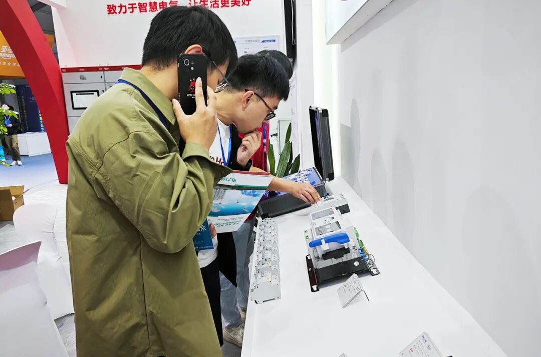 1728716329637188.jpg 0.jpg